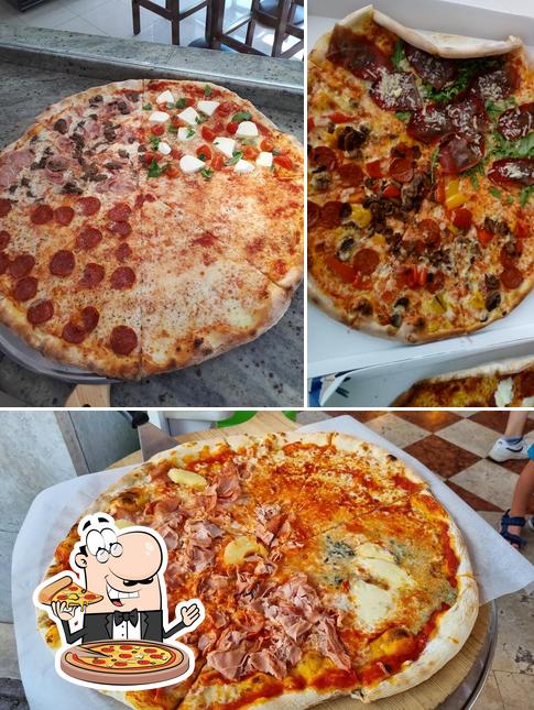 Попробуйте пиццу в "Pizzalandia Bibione"
