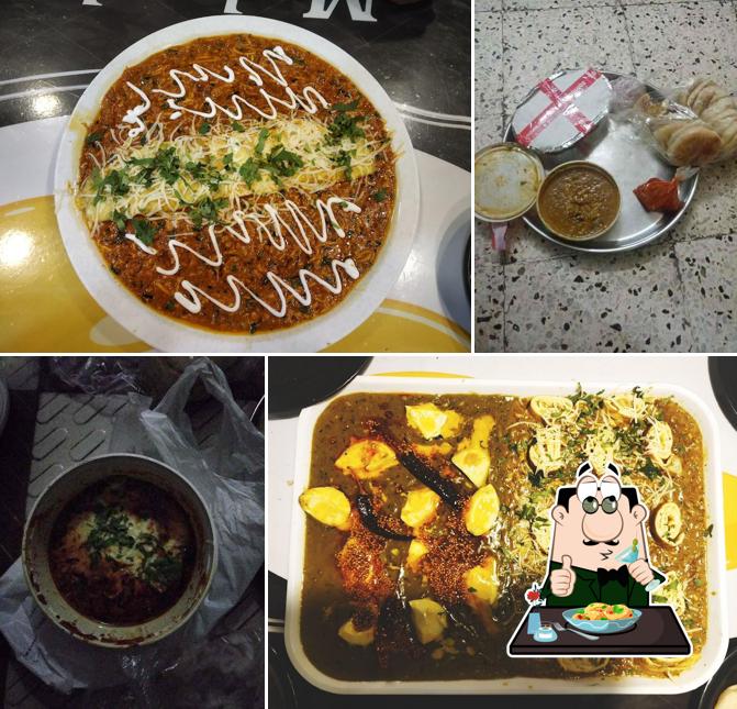 Meals at Mahesh Omlet Egg Restaurant