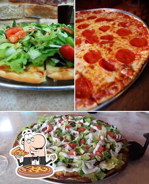 Order pizza at Countryside Saloon