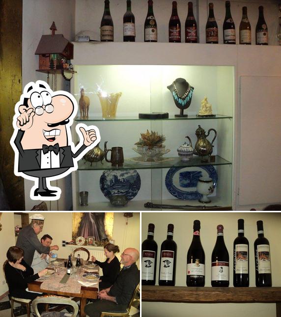 Dai un’occhiata alla immagine che presenta la interni e alcol di A Cena in Gioielleria