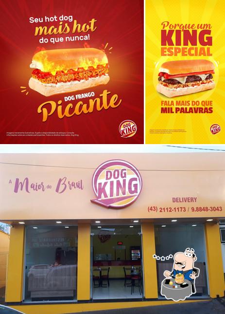 Confira a ilustração apresentando comida e interior no Dog King Bandeirantes