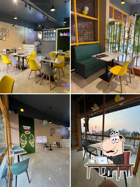 Bread Bash Cafe
