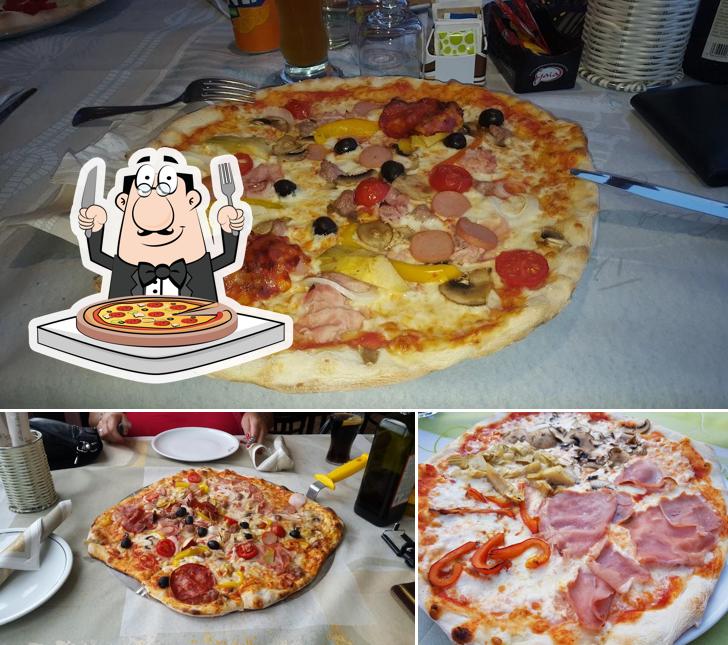 Scegli una pizza a Ristorante Delfino