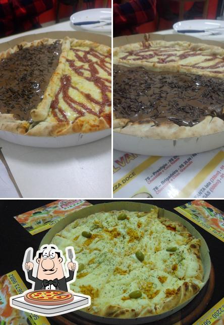 Escolha pizza no Alvarenga Pizzas