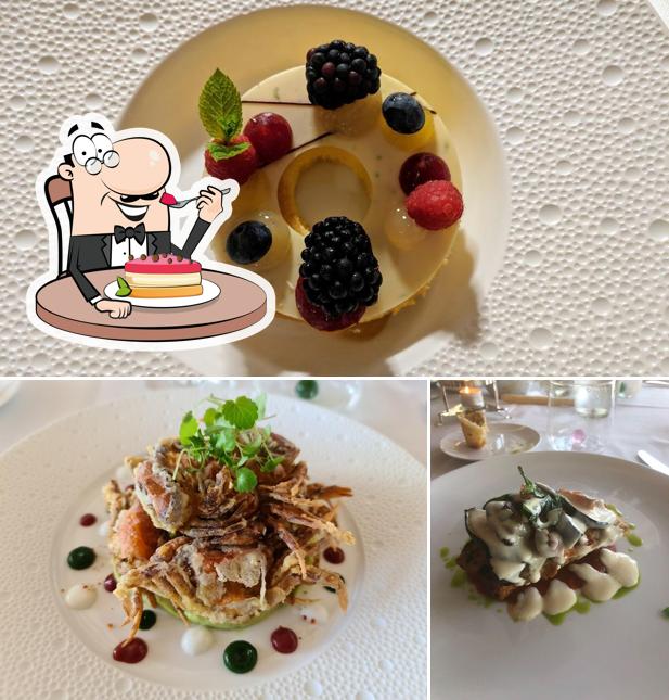 Ristorante AQUARIVA serve un'ampia varietà di dessert