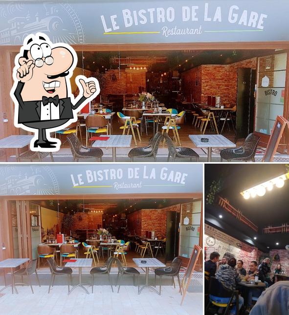 L'intérieur de Le bistro de la gare