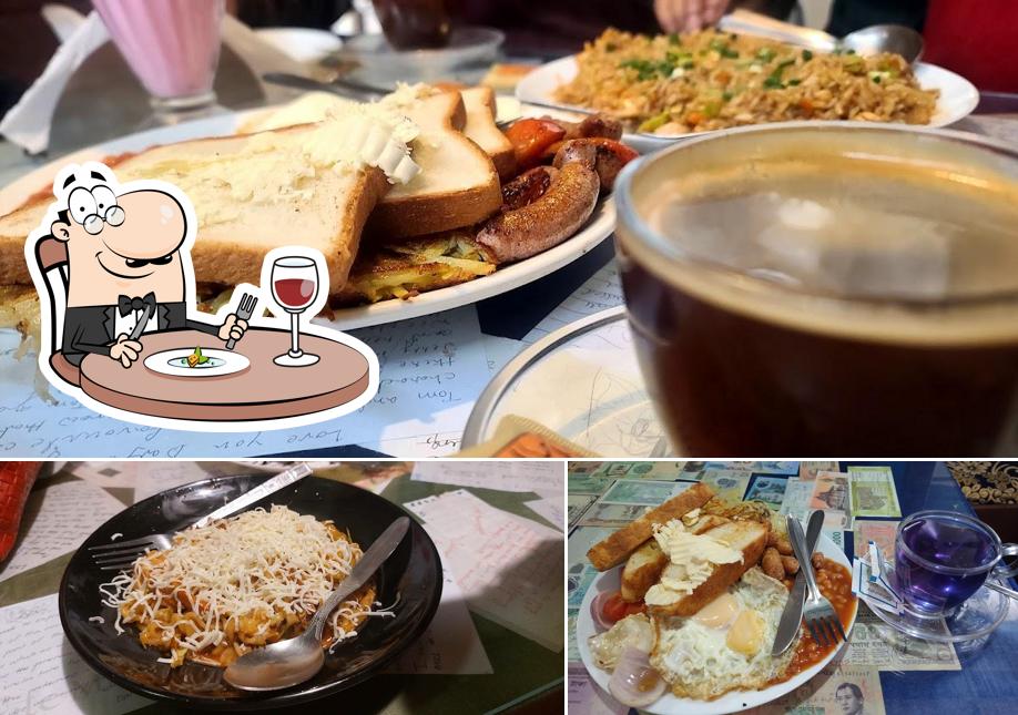 Food at Tom & Jerry Cafe