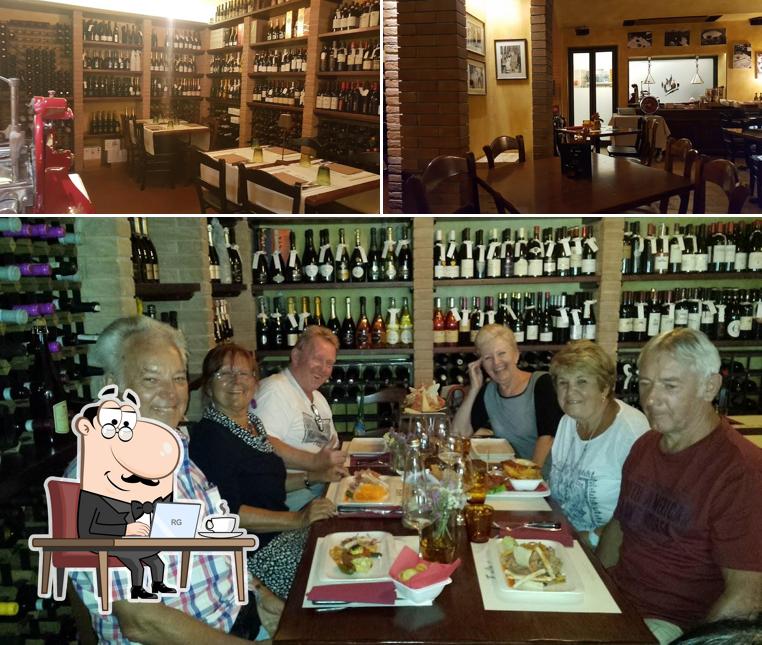 Dai un'occhiata agli interni di Ristotante Enoteca Enos