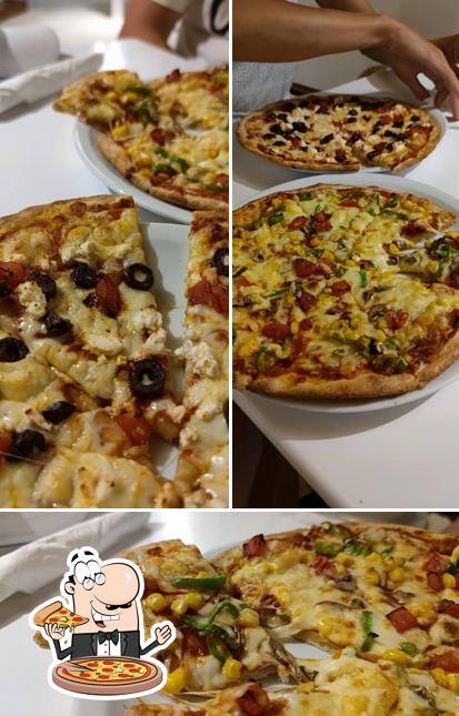 Essayez des pizzas à Farkonas Pool Bar & Restaurant