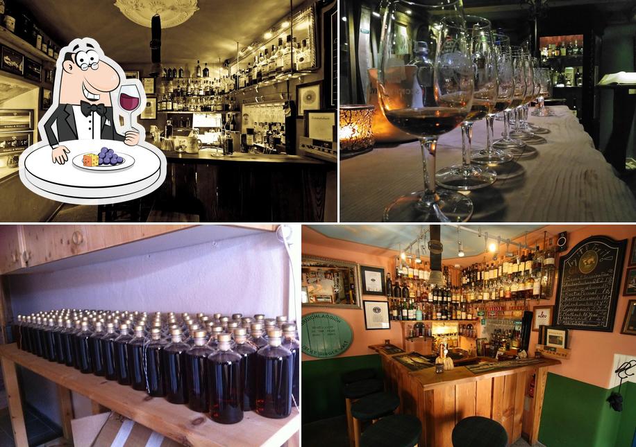 smallest Whisky Bar on earth Single Malt Whisky Bar, Santa Maria Val Müstair Critiques de