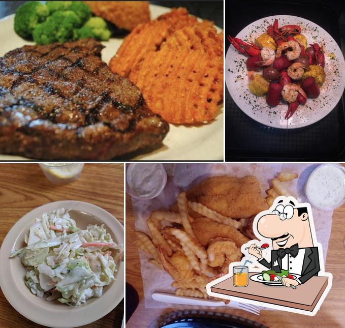 Off Tha Hook Seafood and Grill in Abbeville Restaurant menu and reviews
