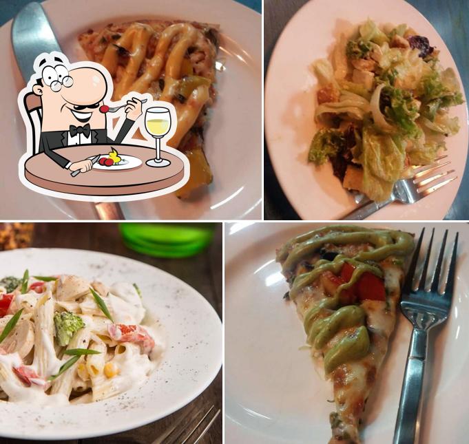 Tossin Pizza Sector 22 Gurgaon Best Pizza Restaurant in Gurgaon