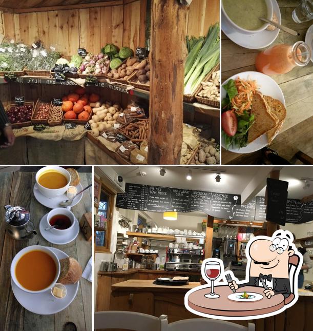Pillars Of Hercules Organic Farm Shop & Cafe in Falkland Restaurant