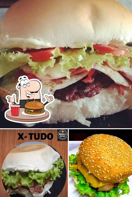 Os hambúrgueres do Binho's Burguer Hambúrguer Artesanal irão saciar diferentes gostos