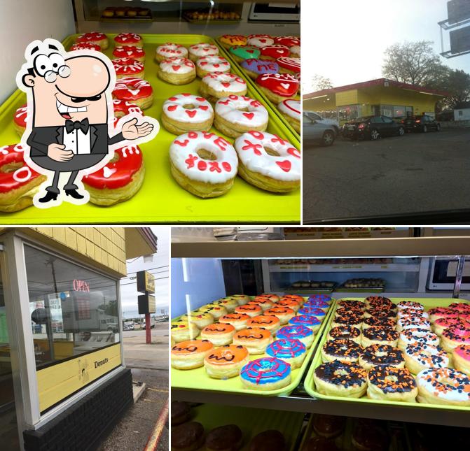 Jack 'n' Jill Donuts, 1303 S 57th St in Temple Restaurant menu and