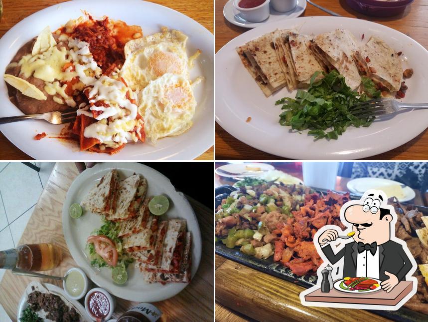 Chih'ua tacos y cortes Periférico de la juventud, Chihuahua, Perif. de