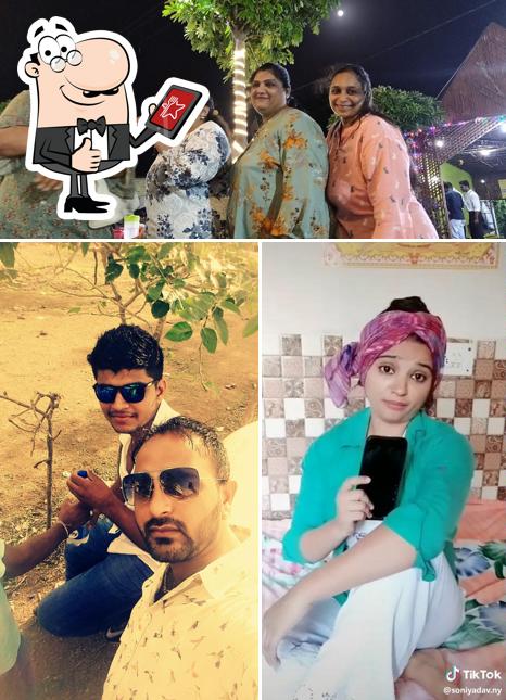 Look at the pic of Sacha Sauda Punjabi Dhaba
