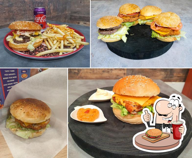 Prenez un hamburger à FIVE TACOS & BURGER