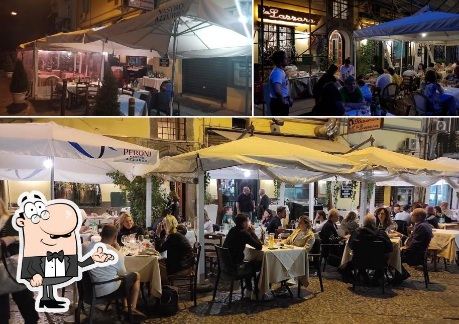 Siediti a un tavolo di La Lazzara Trattoria e Pizzeria