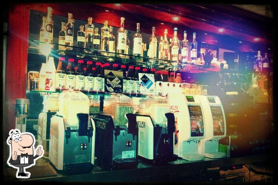 Ecco una foto di 2A Cafè Lounge Bar