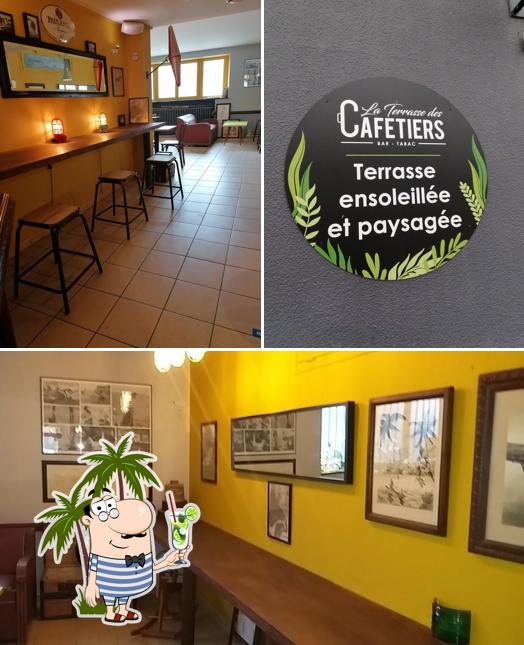 Regarder la photo de La Terrasse Des Cafetiers