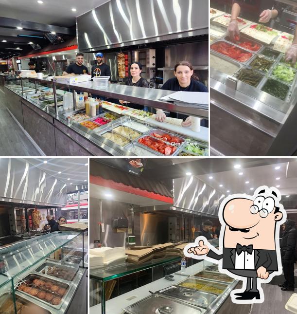 Découvrez l'intérieur de Alpha’s Shawarma