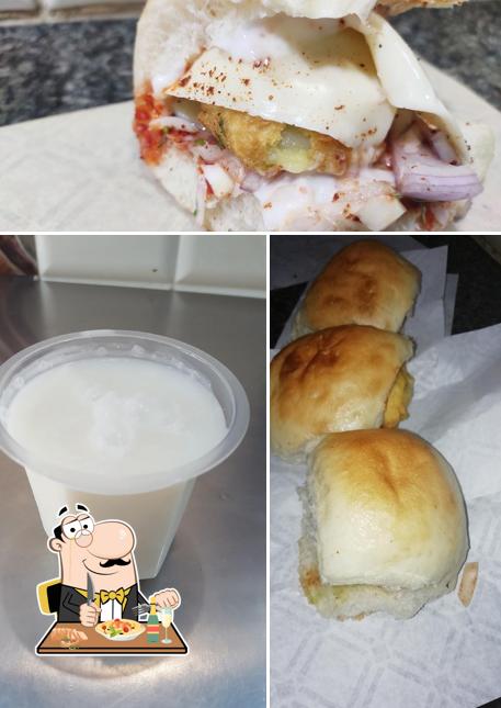 Food at Famous Vada Pav