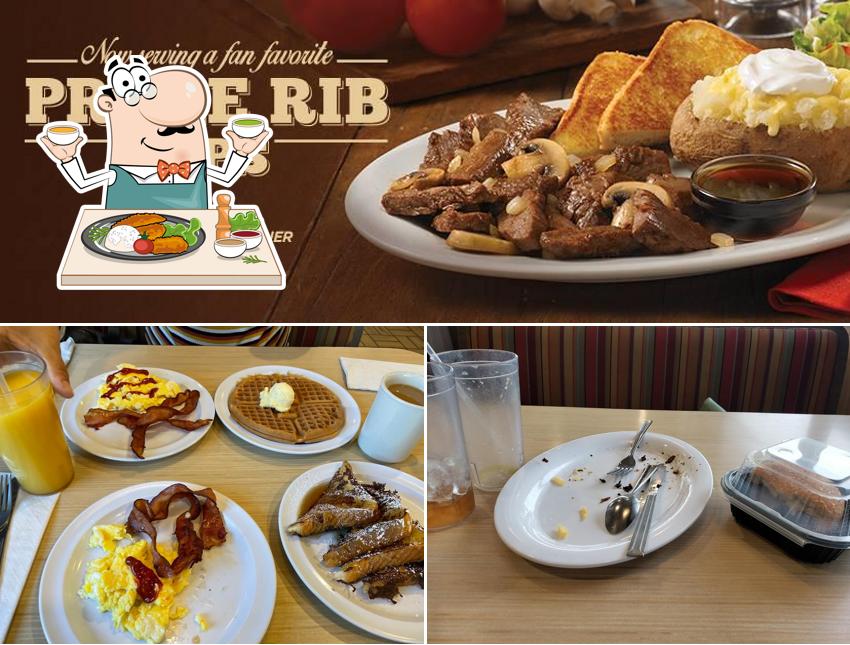 Huddle House, 499 E Cypress St in Ludowici Restaurant menu and reviews