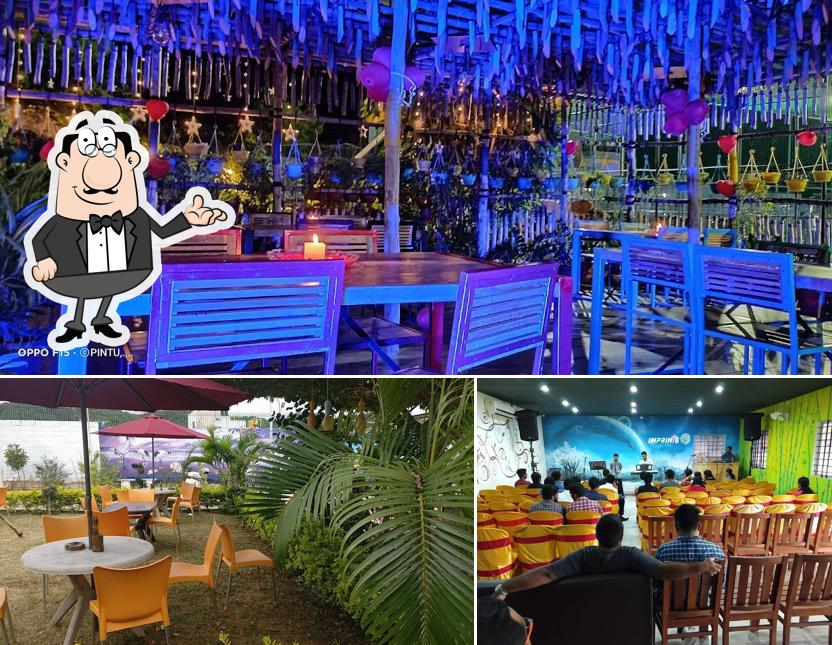 The interior of Nyt Café 24/7
