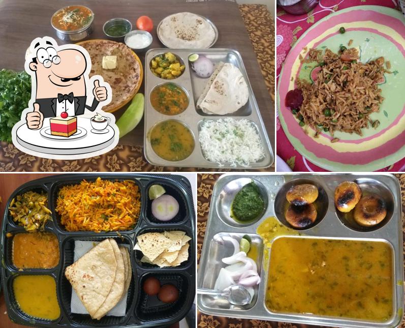 Maa Gayatri Restaurant Pure Veg, Punawale, Gayatri Restaurant, Catering service, Party Hall offers a variety of desserts