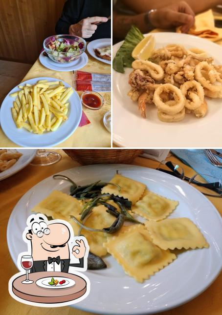 Calamari fritti e ravioli al Nuovo Biellese