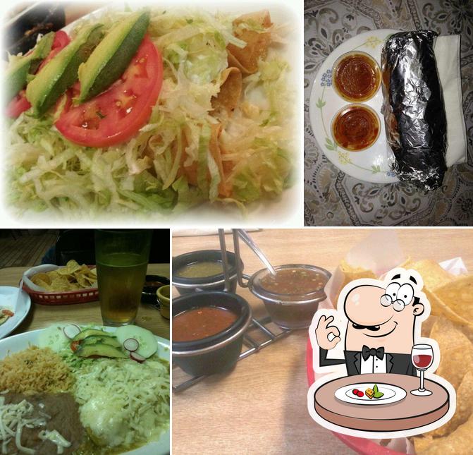 Taqueria burritos locos in Grapevine Restaurant menu and reviews
