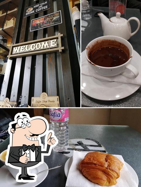 Coffee Shop HOUDA 1