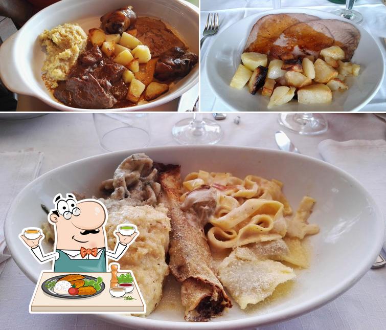 Platti al Ristorante Trattoria Regina