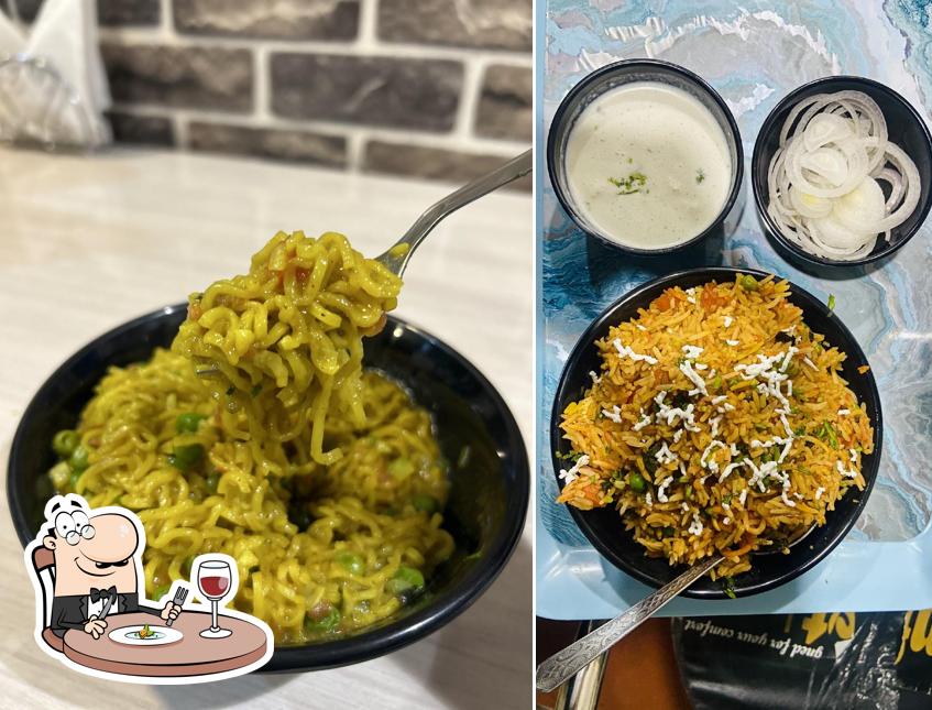 Farzi Engineer S Cafe Lucknow Restaurant Menu Prices And Reviews