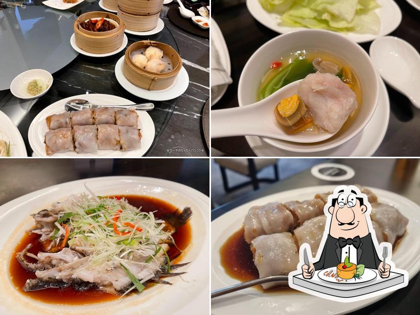 Food at Wah Lok, Cantonese Restaurant