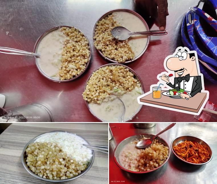 Food at Appa Narayan Peth