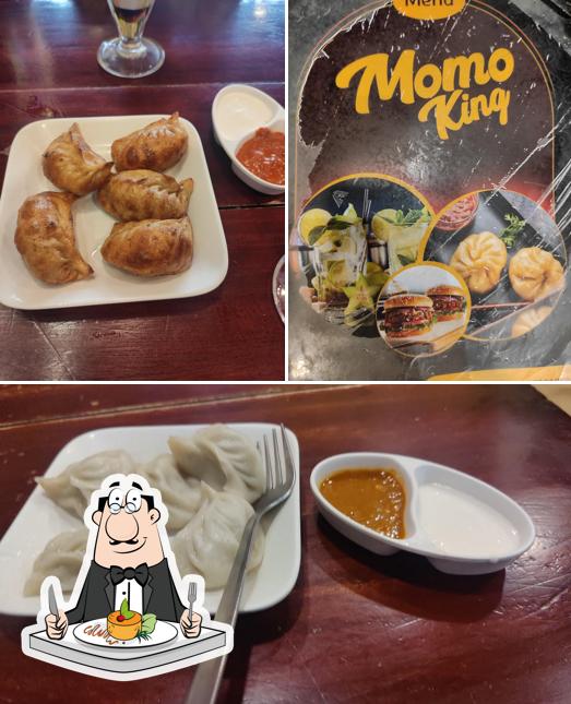 Food at Momo King