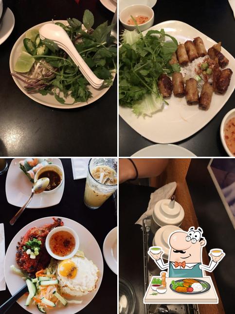 Food at Vietnam's Pearl Restaurant
