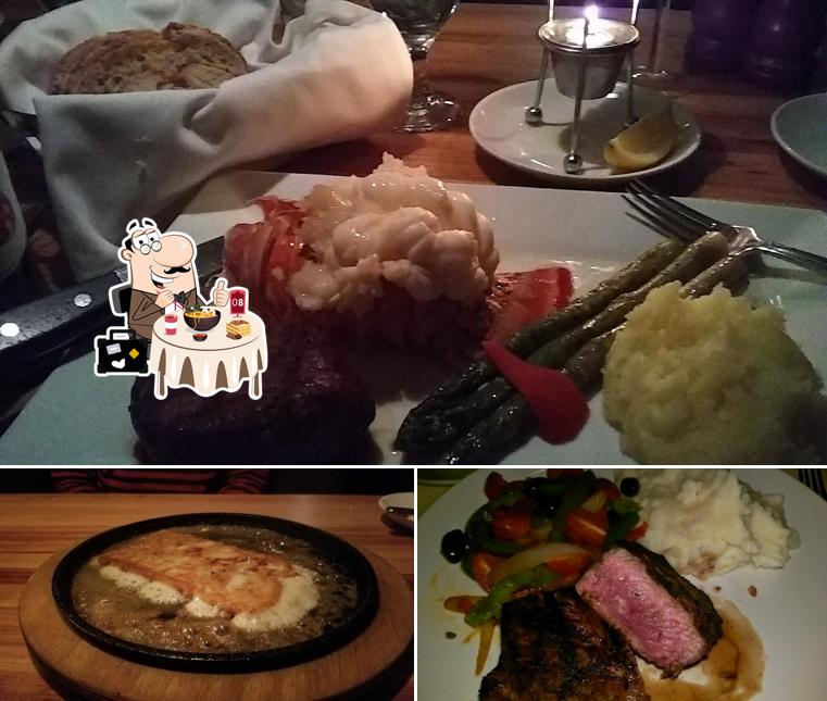 Steakhouse 10 in Englewood - Restaurant menu and reviews