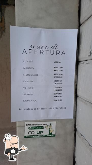 Gli interni di Chessè Pizzeria