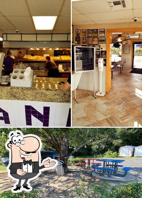 Danny's Fried Chicken, 408 E John Sims Pkwy in Niceville Restaurant