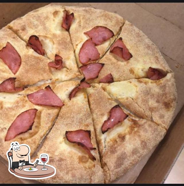 Vicky's Pizza Restaurant in Kew East Restaurant menu and reviews