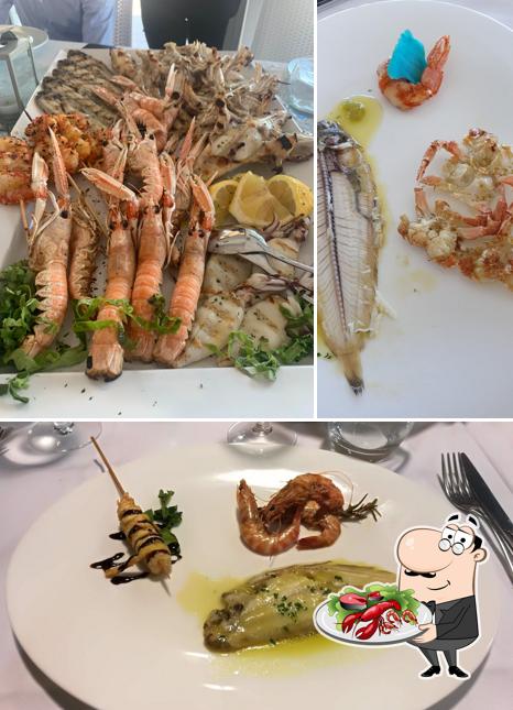 Try out seafood at Chalet Caraibi