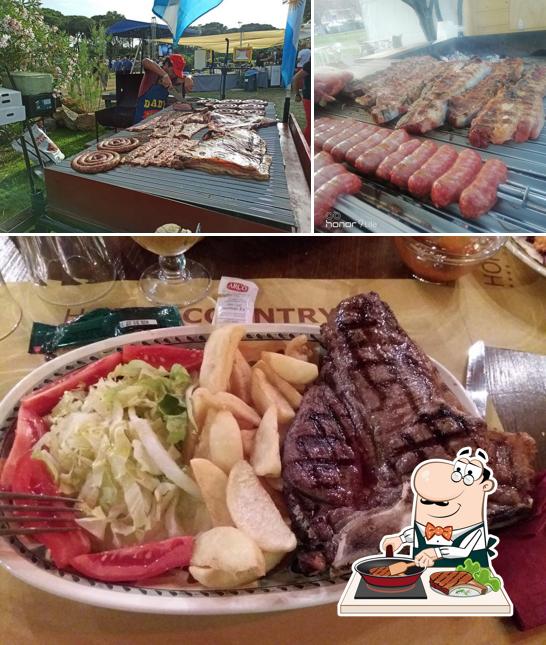 Saloon - Pub & Ristorante propone piatti di carne