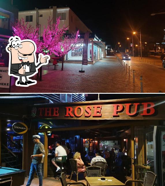 Voir cette photo de The Rose Pub