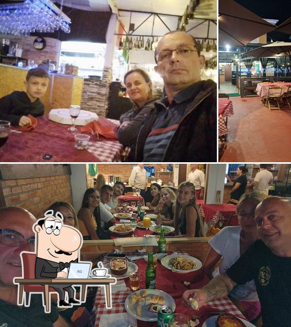 O interior do Renatu's Cantina Italiana