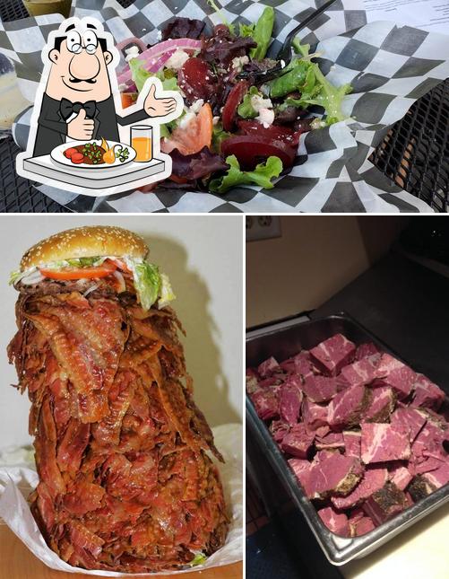 Copper Mug Bar & Grill in Walled Lake Restaurant menu and reviews