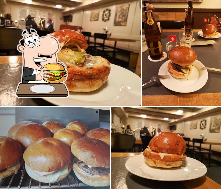 Ordina un hamburger a Restaurant Schmiede