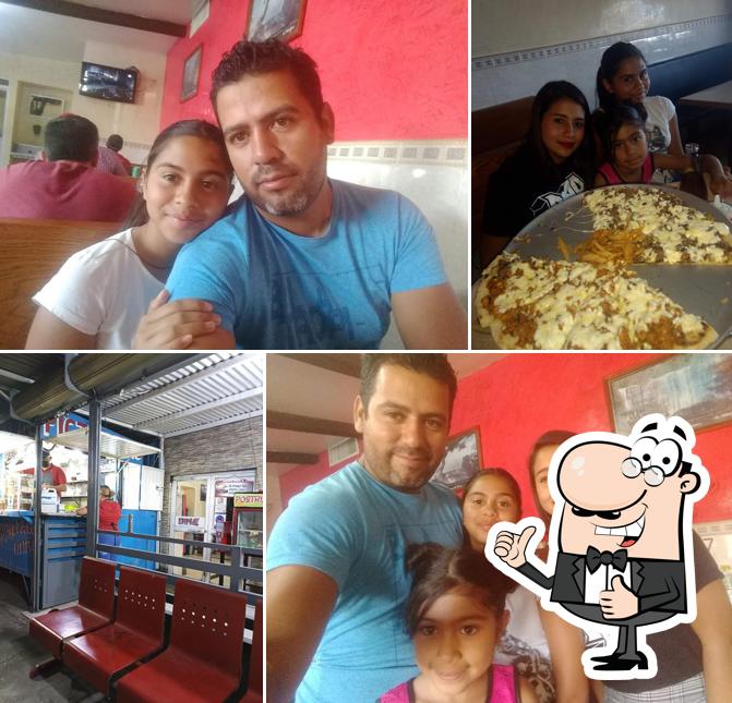 Здесь можно посмотреть фотографию ресторана "Tacos Y Piczerolas Menny's"